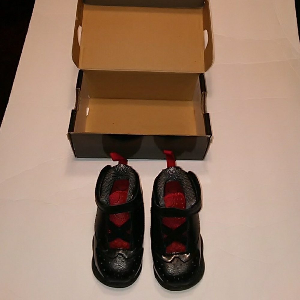 Kid's Jordan Sneakers